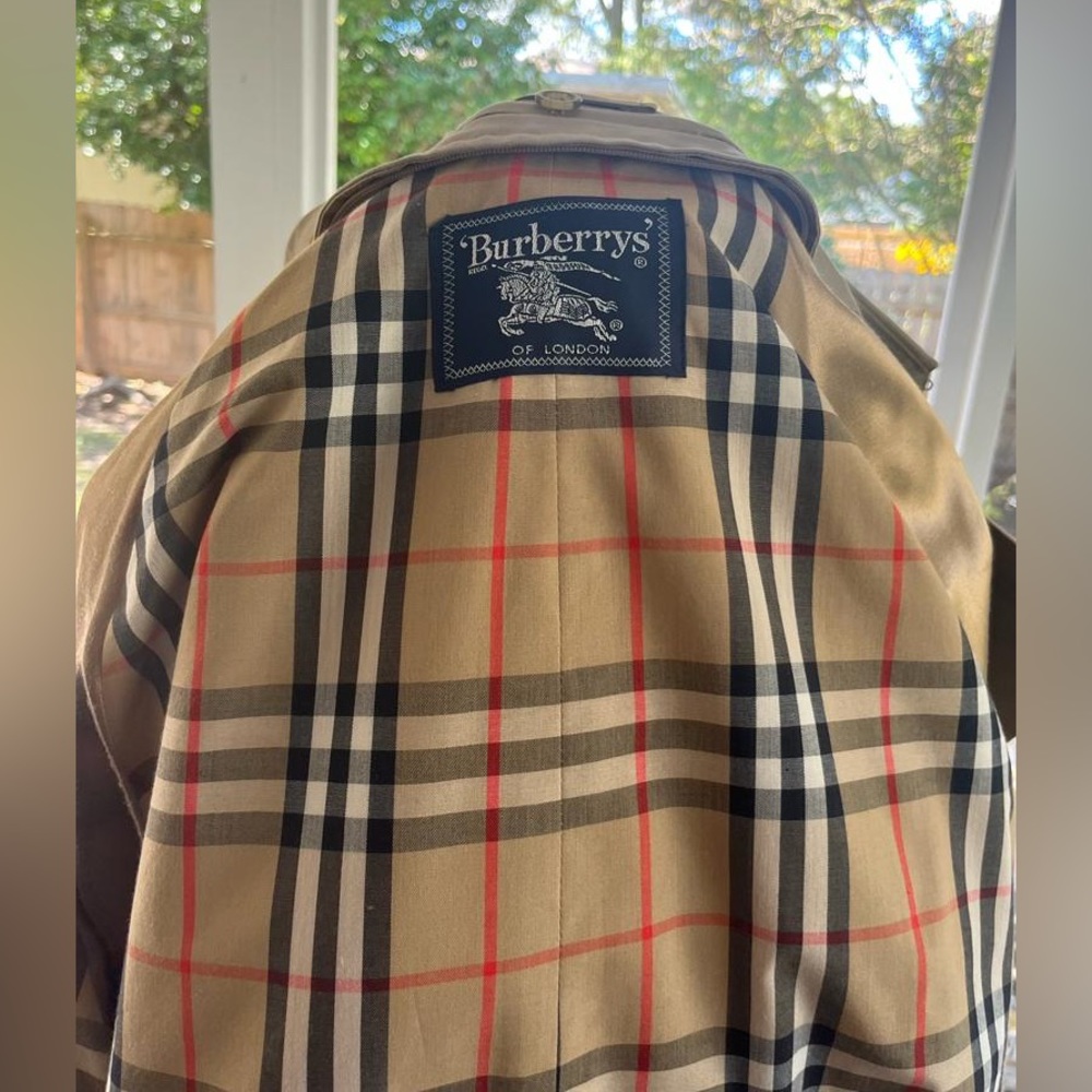 Authentic Rare Burberry’s of London Westminster Heritage Trench Coat
